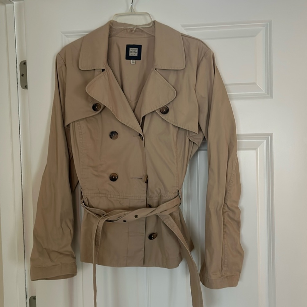 EUC Old Navy Women’s Khaki Trench Coat